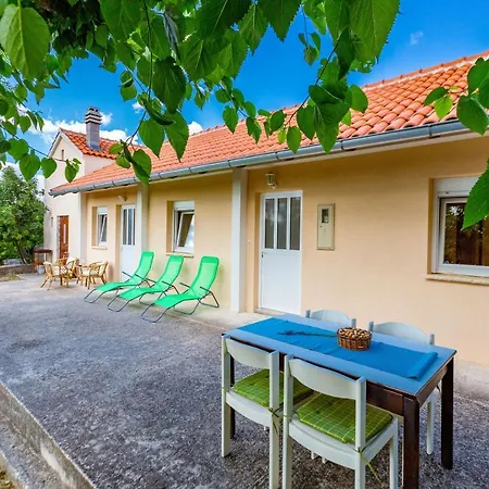 Marta Holiday home *